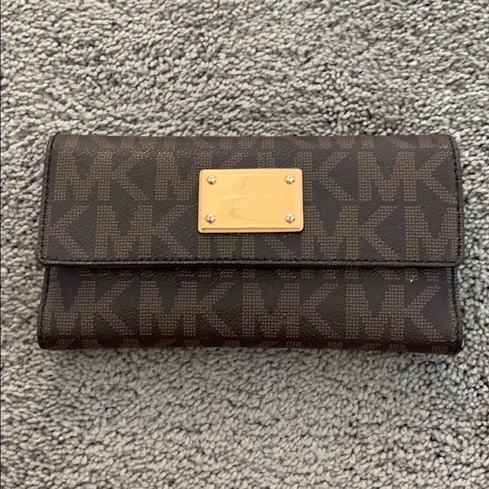 Michael Kors wallet